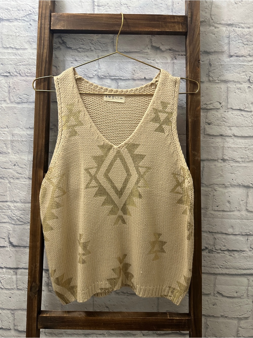 AMOULIN Cream Knit Tank Top
